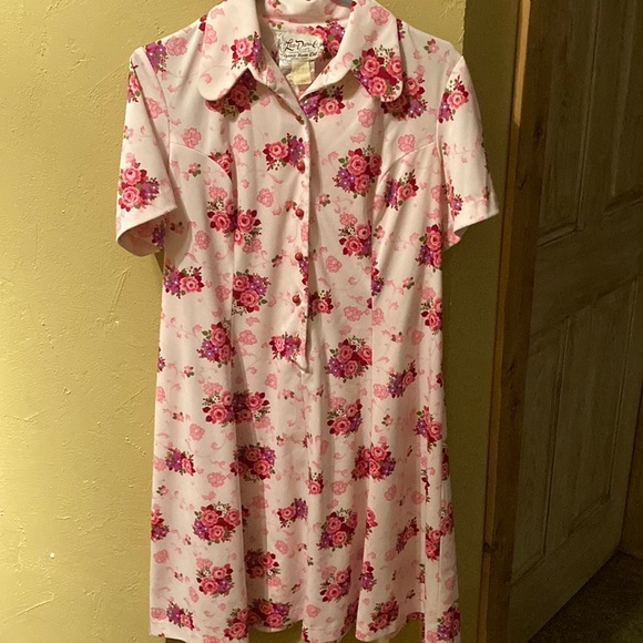 Vintage 70s Floral Dress - Picture 16 of 16